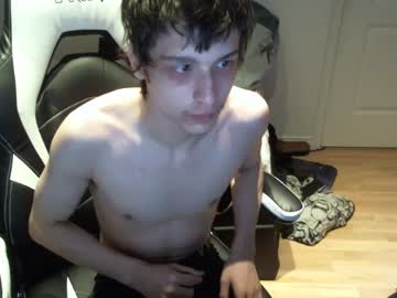 Willfro_ Chaturbate stream image from May 26, 2025