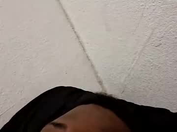 Zorithegreat Chaturbate stream image from May 26, 2025