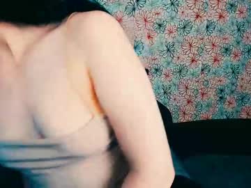 Ameliamillss Chaturbate stream image from May 26, 2025