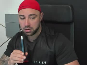 Duncanstones Chaturbate stream image from May 26, 2025