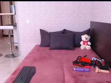 Juliarunt Chaturbate stream image from May 26, 2025
