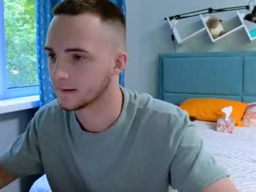 Golden_Boyyy21 Chaturbate stream image from May 26, 2025