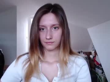 Luna_Xsensual Chaturbate stream image from May 26, 2025