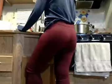 Bootyinpantyhose Chaturbate stream image from May 26, 2025