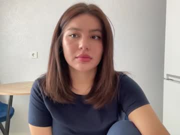 Vaiee Chaturbate stream image from May 26, 2025