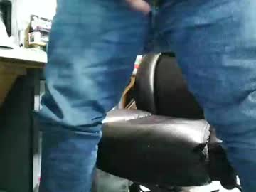 Hotwheelsguy2 Chaturbate stream image from May 26, 2025