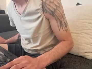 Smokeandwatching Chaturbate stream image from May 26, 2025