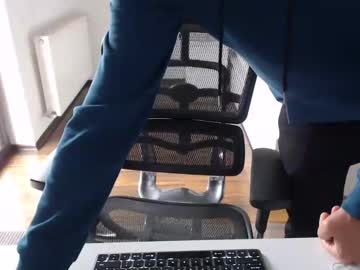 Tastycute Chaturbate stream image from May 26, 2025