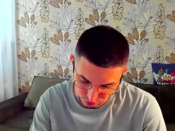 Enneth2_ Chaturbate stream image from May 26, 2025