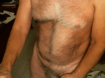 Hairypecsguy Chaturbate stream image from May 26, 2025