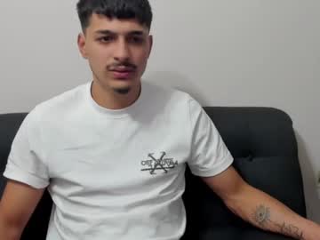 Raymondmorie Chaturbate stream image from May 26, 2025