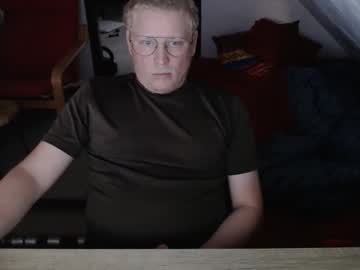 Pussylovercb Chaturbate stream image from May 26, 2025