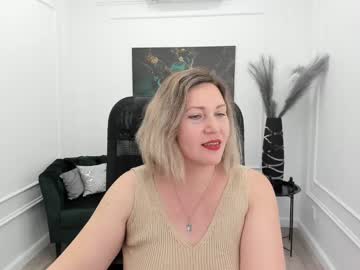 Ninastarle Chaturbate stream image from May 26, 2025