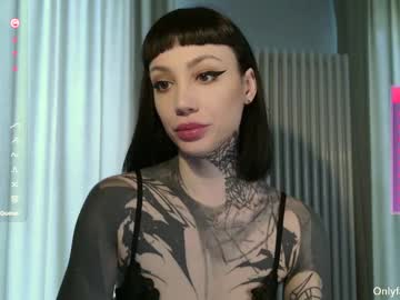 Sashaaalovee Chaturbate stream image from May 26, 2025