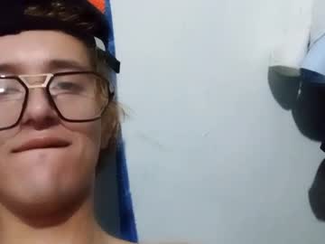 Anto737624 Chaturbate stream image from May 26, 2025
