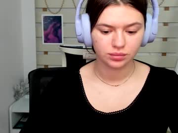 Monika_Youu Chaturbate stream image from May 26, 2025