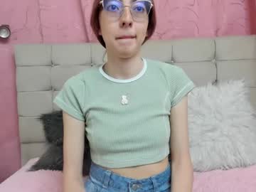 Anniejhonsson Chaturbate stream image from May 26, 2025