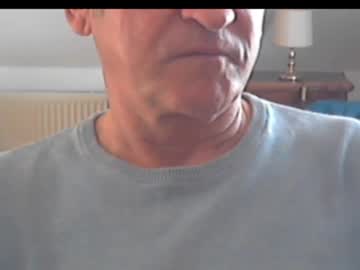 Wuki123 Chaturbate stream image from May 26, 2025