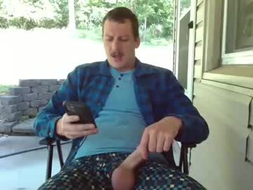 Decentdick93 Chaturbate stream image from May 26, 2025
