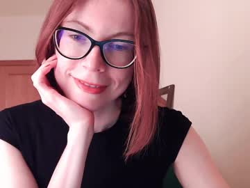 Eva_Cutesmile Chaturbate stream image from May 26, 2025
