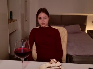 Nicolecollard Chaturbate stream image from May 26, 2025