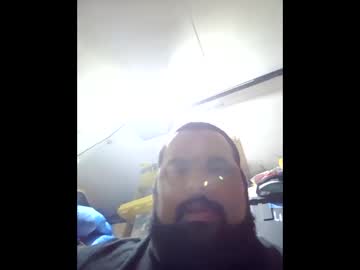 Boonutzinurface Chaturbate stream image from May 26, 2025