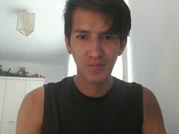 Goodguyslatin Chaturbate stream image from May 26, 2025