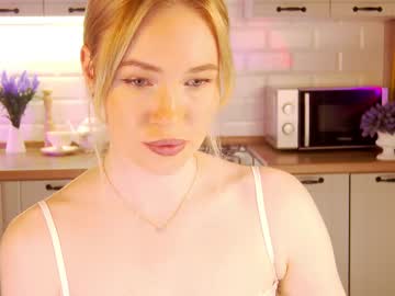 Veronikamitchel Chaturbate stream image from May 26, 2025