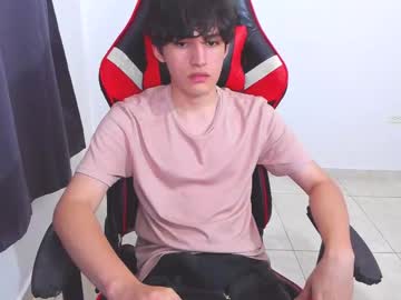 Eren_Tatakae Chaturbate stream image from May 26, 2025