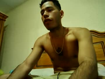 Memolesta13 Chaturbate stream image from May 26, 2025