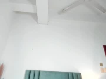 Dannahadid Chaturbate stream image from May 26, 2025