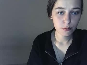 Sademoface Chaturbate stream image from May 26, 2025