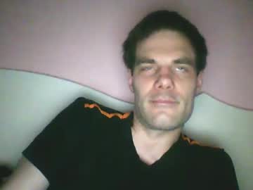 Swepzi Chaturbate stream image from May 26, 2025