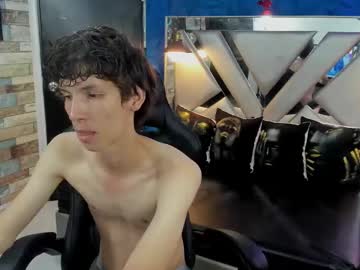 Lenni_Sirius Chaturbate stream image from May 26, 2025