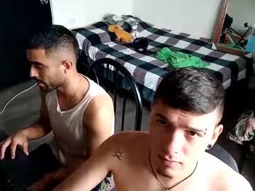 Maiki_Foxx Chaturbate stream image from May 26, 2025