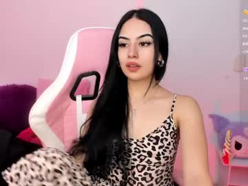 Violet_Catt Chaturbate stream image from May 26, 2025