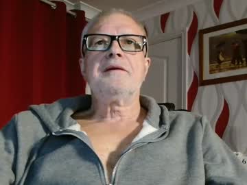 Daddiescockforyou Chaturbate stream image from May 26, 2025