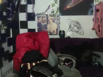 Vl21cm Chaturbate stream image from May 26, 2025