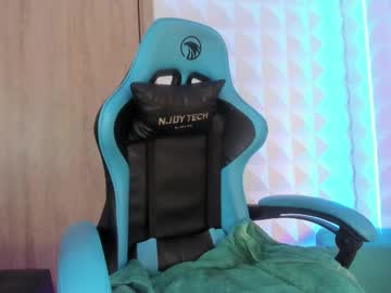 Jendralevis Chaturbate stream image from May 26, 2025