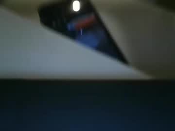 Krystals_Krystal stream image from May 26, 2025