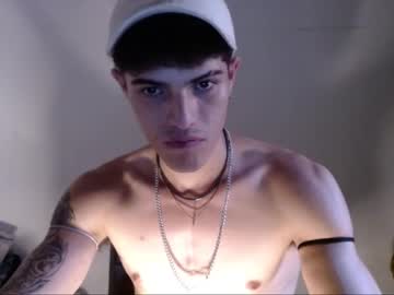 Sammytop22 Chaturbate stream image from May 26, 2025