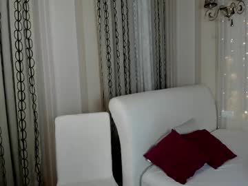 Yan_Leen Chaturbate stream image from May 26, 2025