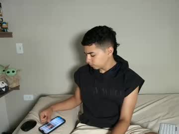 Andres_Levinee Chaturbate stream image from May 26, 2025