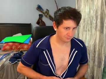 Webslingxxxx Chaturbate stream image from May 26, 2025