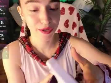 Zvezdochka69 Chaturbate stream image from May 26, 2025