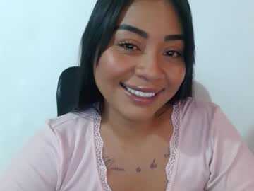 Aisha_Brownn Chaturbate stream image from May 26, 2025