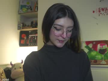 Call_Me_Rosie Chaturbate stream image from May 26, 2025