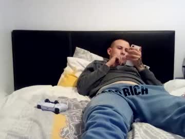 Owen162462 Chaturbate stream image from May 26, 2025