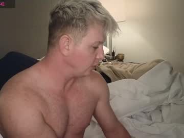 Liameastonforever Chaturbate stream image from May 27, 2025