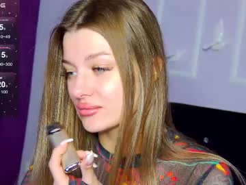 Mariaangelic Chaturbate stream image from May 27, 2025